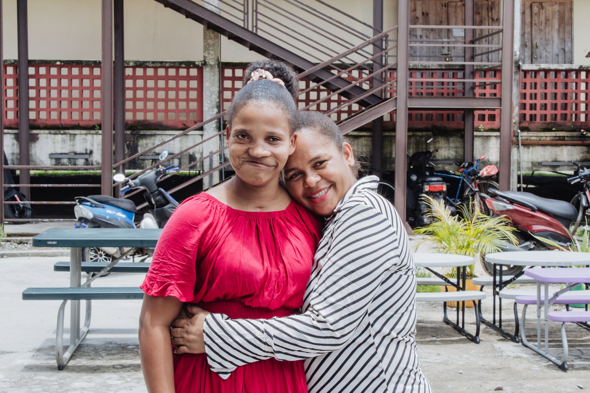 MGE251130_PATIENTS_HOPECENTER_VP030_HI-MID.jpg