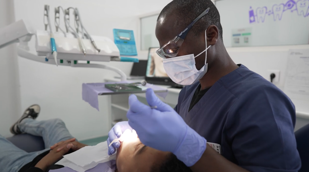 Dental Training in Guinea